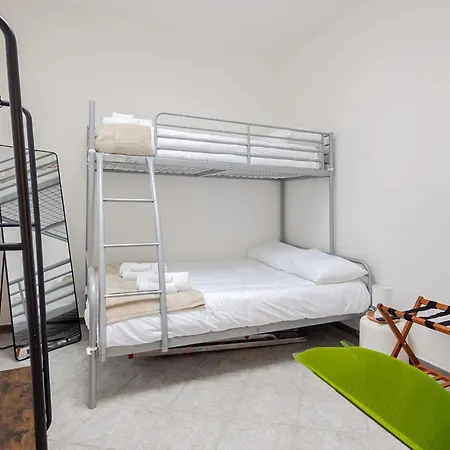 Stylish & Colorful Open Space - Sleeps 5 Apartamento